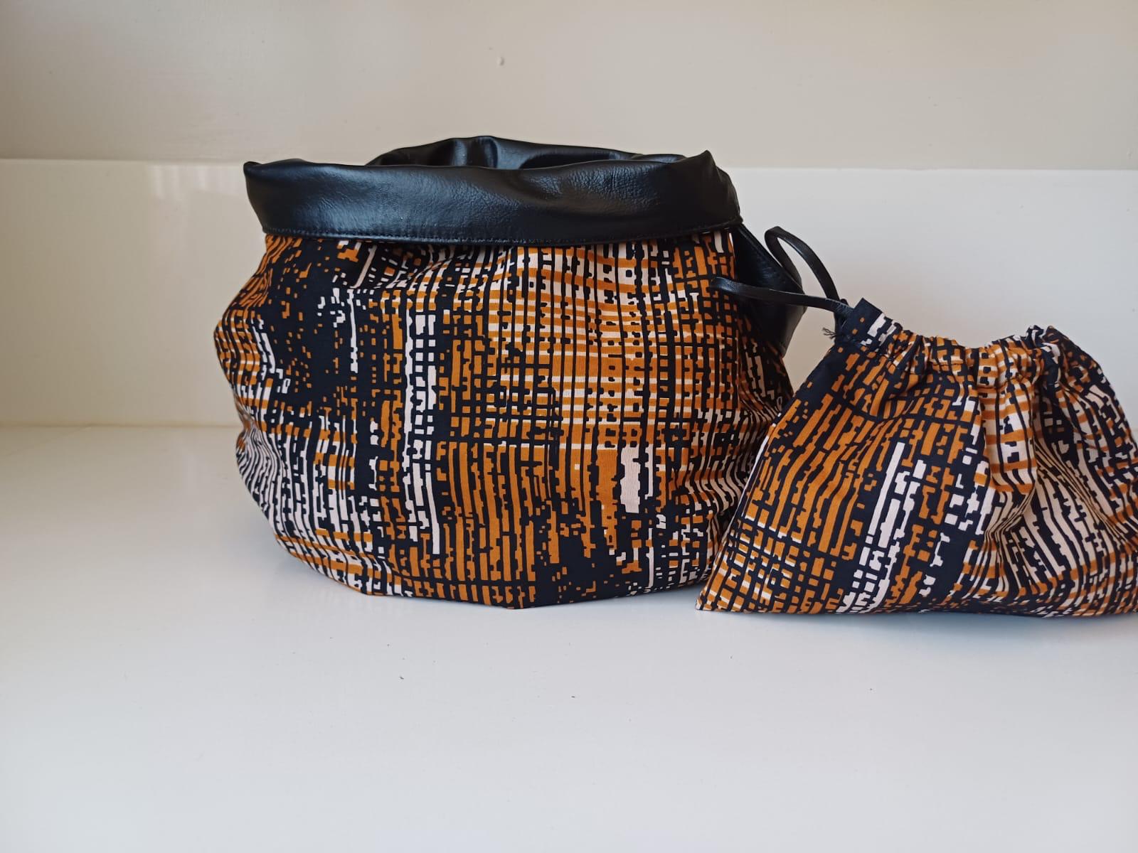 Borsa Reversibile in Pelle Morbida, interno tessuto africano wax – Borsa Reversibile | 2 in 1