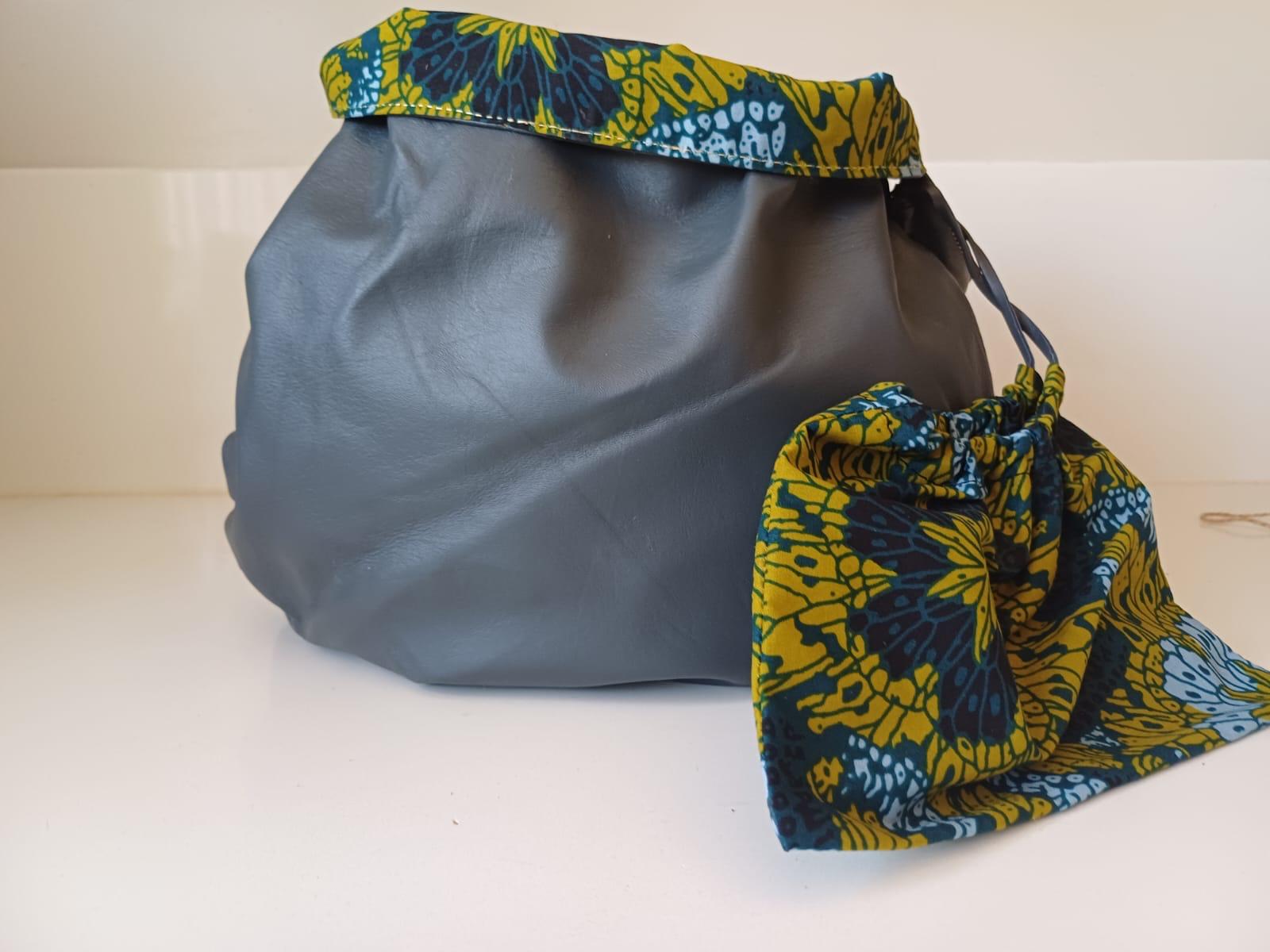 Borsa Reversibile in Pelle Morbida, interno tessuto africano wax – Borsa Reversibile | 2 in 1