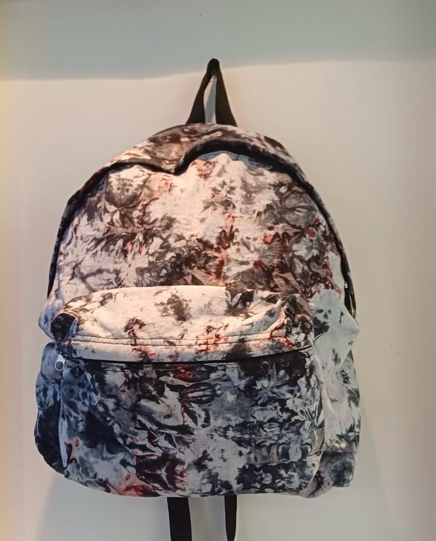 Zaino Koko Dunda -Zaino in tessuto con motivo marmorizzato delicato, design italiano